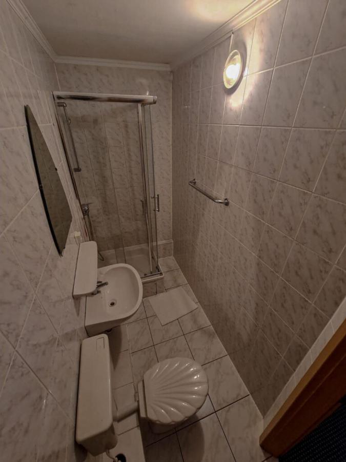 הנובר Tyros Hotel Und Gaestehaus Am Weidendamm מראה חיצוני תמונה