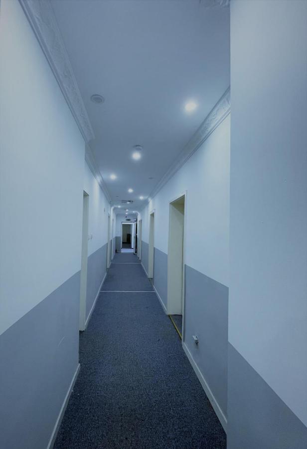 הנובר Tyros Hotel Und Gaestehaus Am Weidendamm מראה חיצוני תמונה